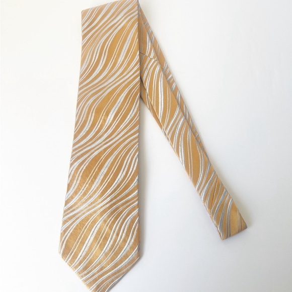 Lot of six Luxury Silk Ties 3 Canali 2 Ted Baker 1 Ermenegildo Zegna - Picture 7 of 14